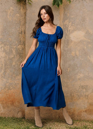 FRONT TIE SMOCKED WAIST DENIM MIDI DRESS: DENIM